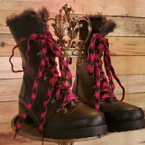 Black Combat Boots with fur